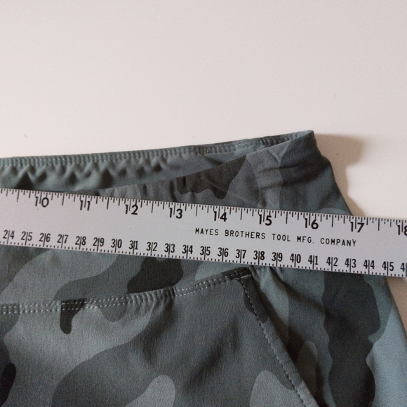 Mountain Hardwear Dynama/2 High Rise Ankle Pants Green Camouflage Large - Picture 5 of 9